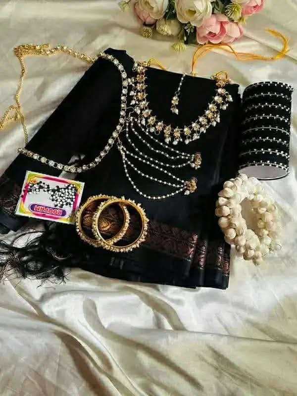 ​10 in 1 Premium Bridal Combo Package - Saree, Jewellery & Accessories Set, thumbnail 3 of 4