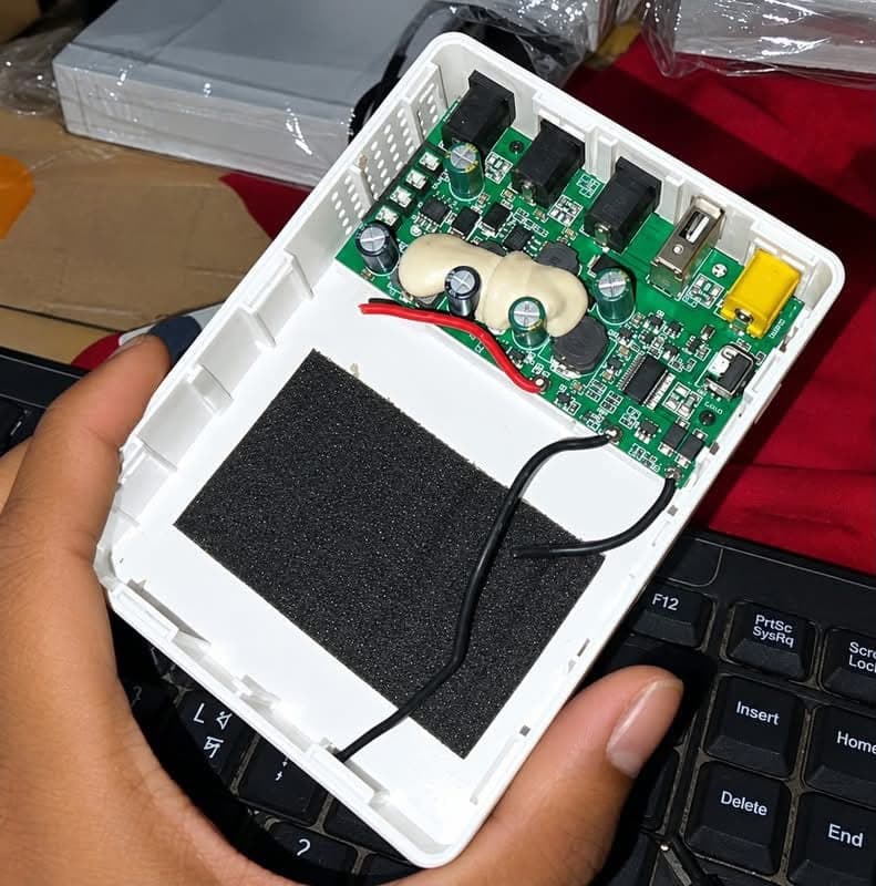 Mini ups